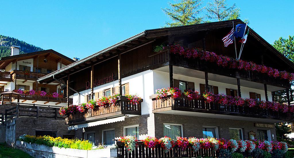 Hotel Ai Pini Vigo di Fassa Exteriör bild